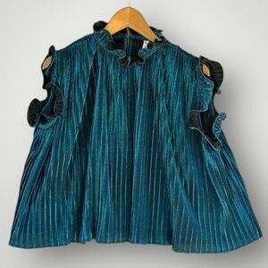 🎉5 for $45🎉 Glam top blouse shirt pleated metallic size s
